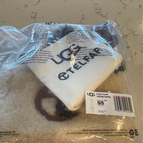 Ugg X Telfar Reverse Small Shopper - Picture 3 of 3